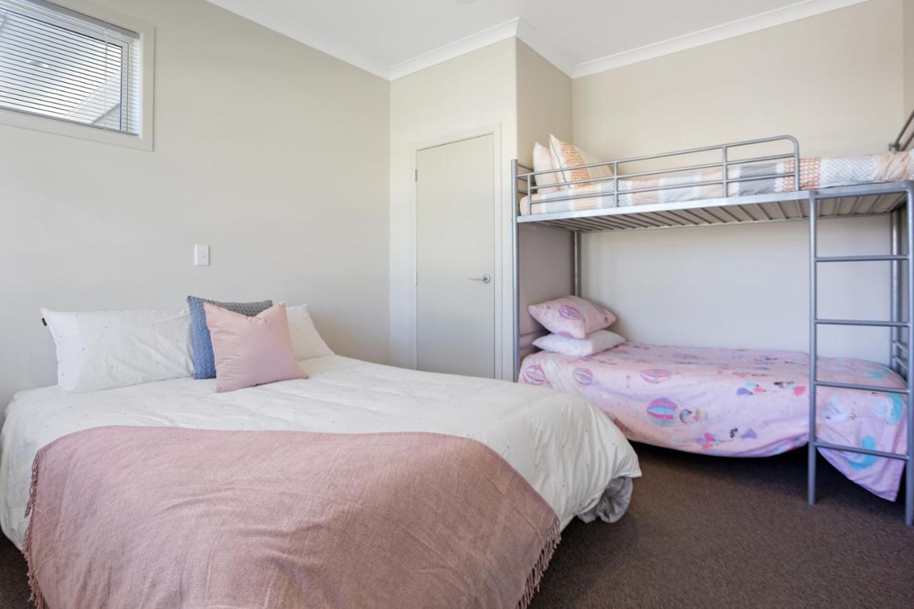 Sky Blue Retreat - Waihi Beach Holiday Home Bagian luar foto