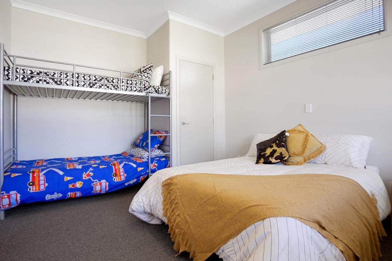 Sky Blue Retreat - Waihi Beach Holiday Home Bagian luar foto
